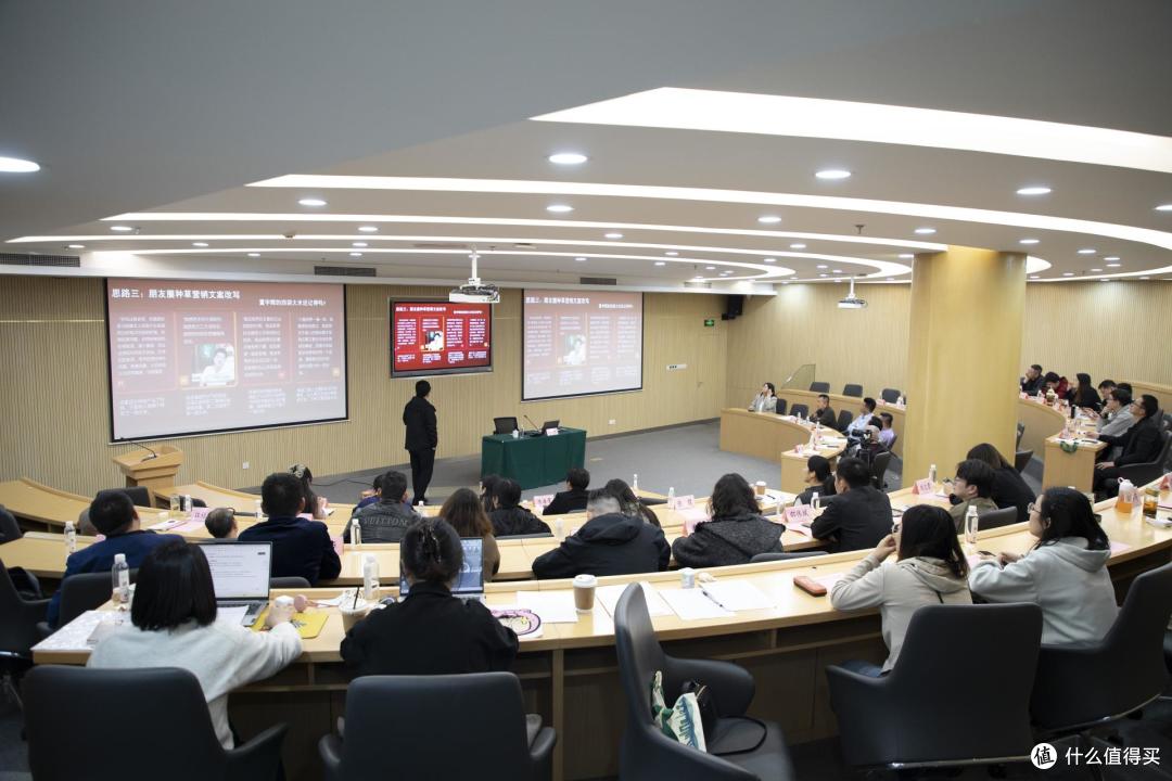 从课堂到产业链:兴乡电商学苑助力数字乡村振兴产学研闭环实践!