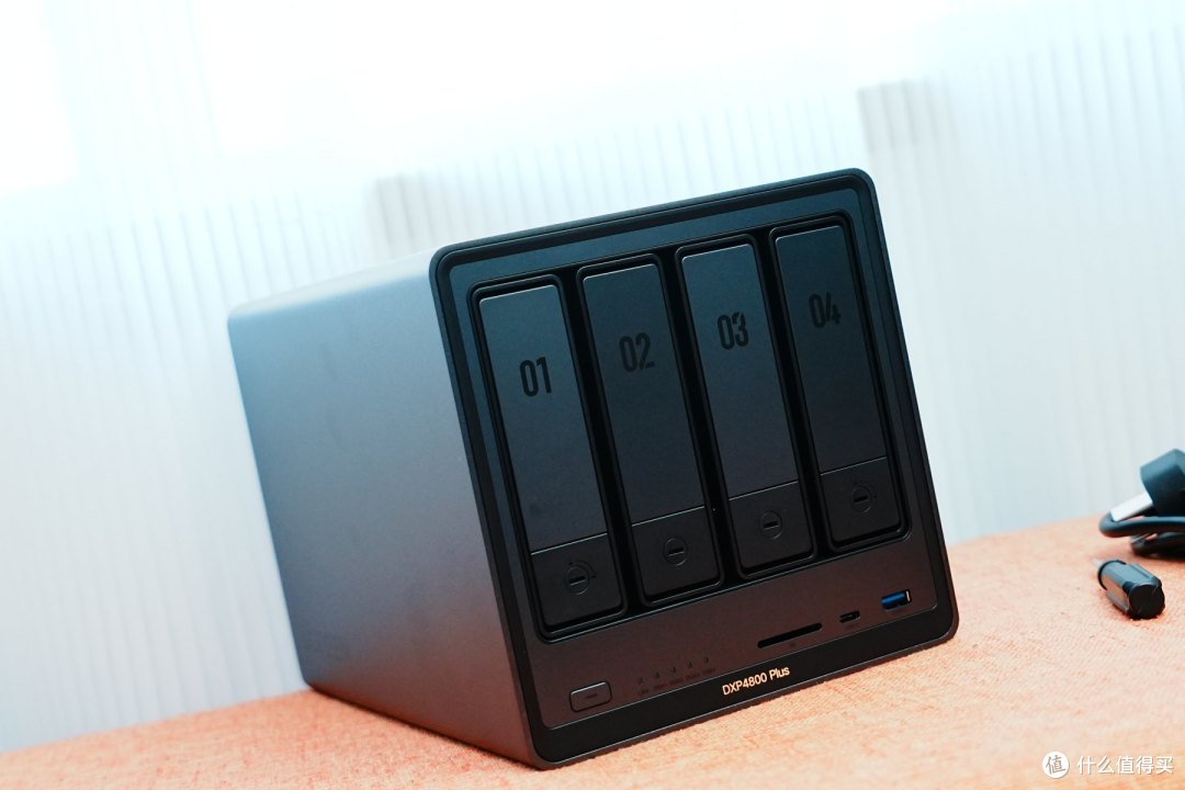 MAC mini存储大解放,高性能NAS绿联DXP4800 Plus私有云开箱体验
