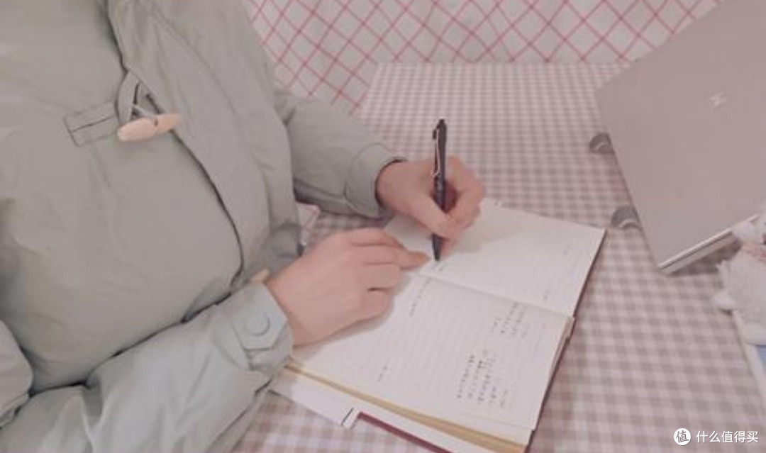 激发创作潜能：构建可持续的作者激励计划