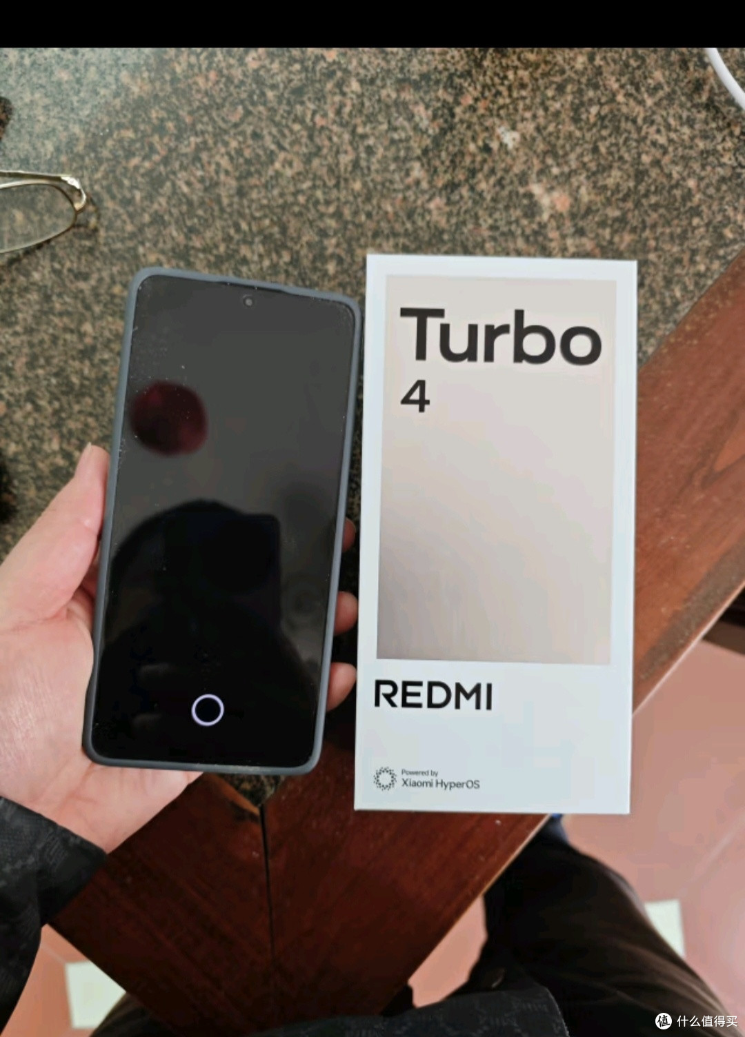 小米 REDMI Turbo 4 国家补贴 天玑 8400-Ultra IP68 防水 12GB