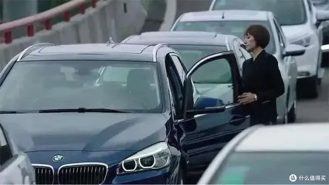 新能源车火了，油车是不是要被淘汰了？