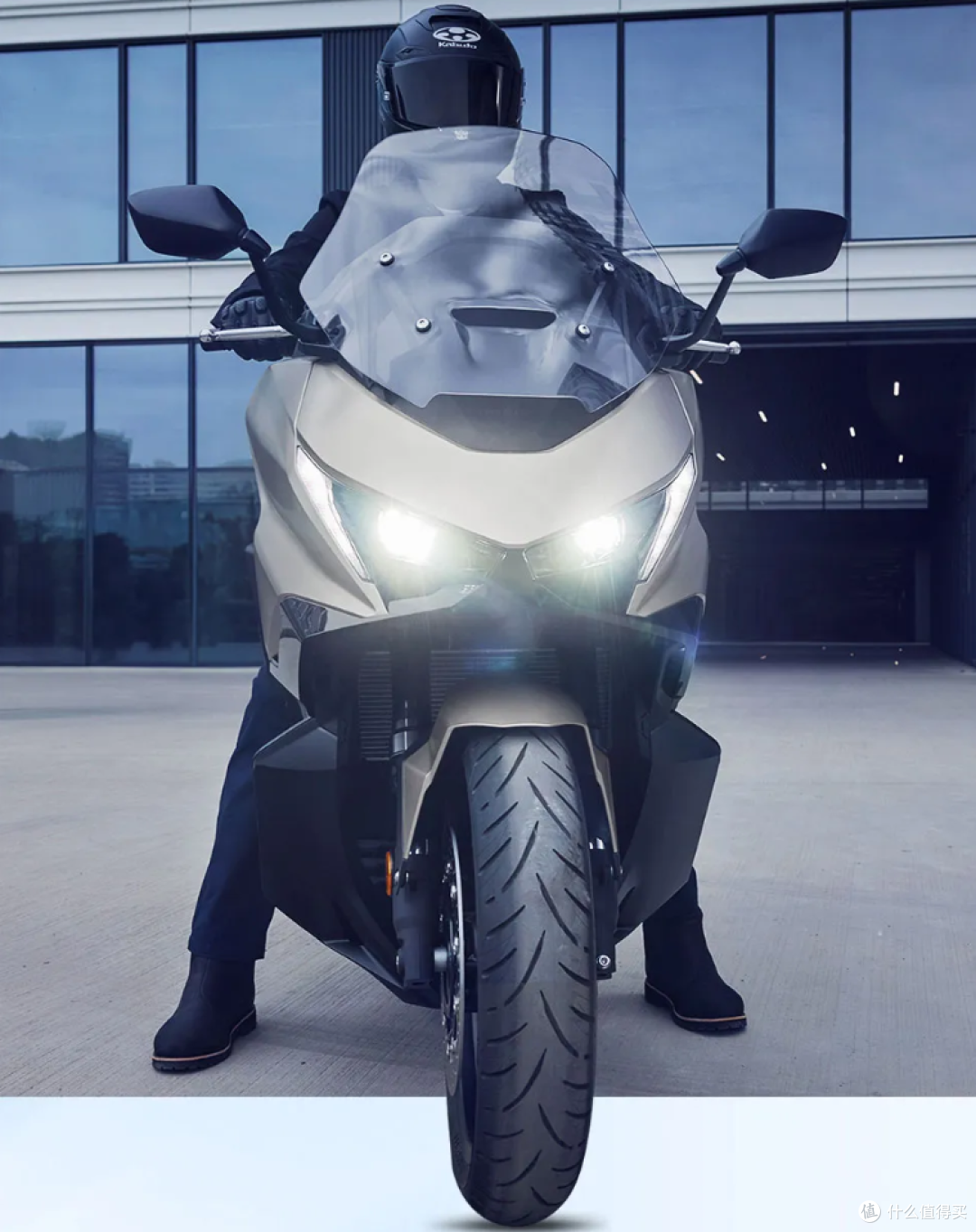 2025款本田NSS750大型踏板摩托车