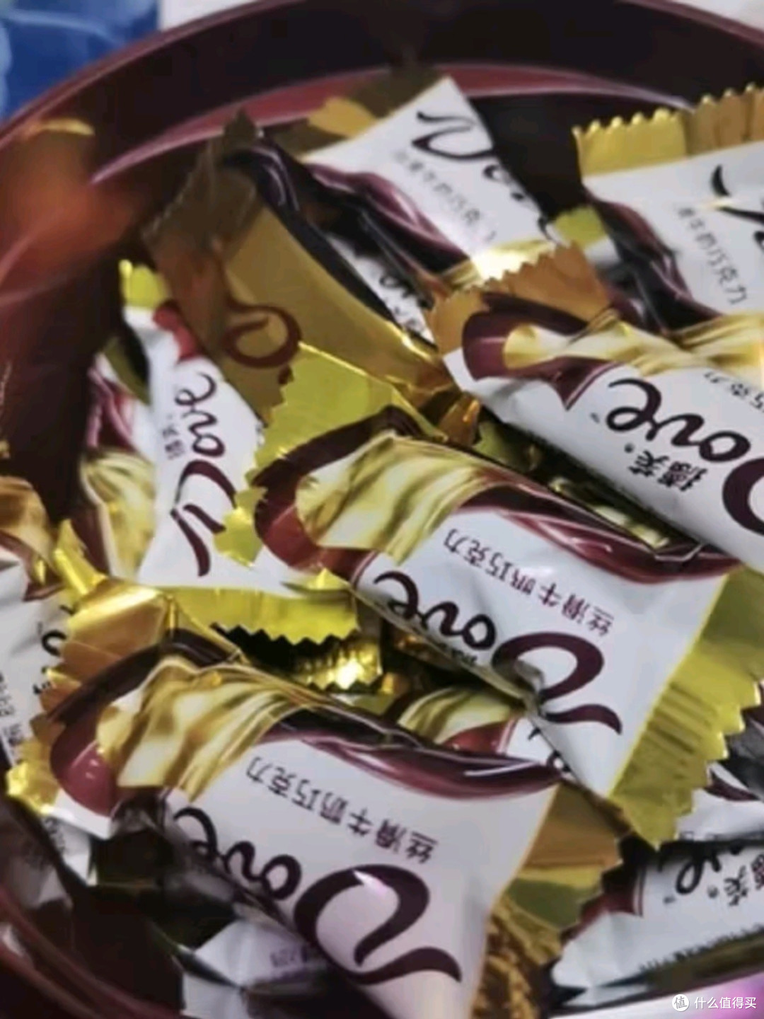 德芙（Dove）什锦碗装巧克力：丝滑三重奏，镌刻时光的甜蜜印记