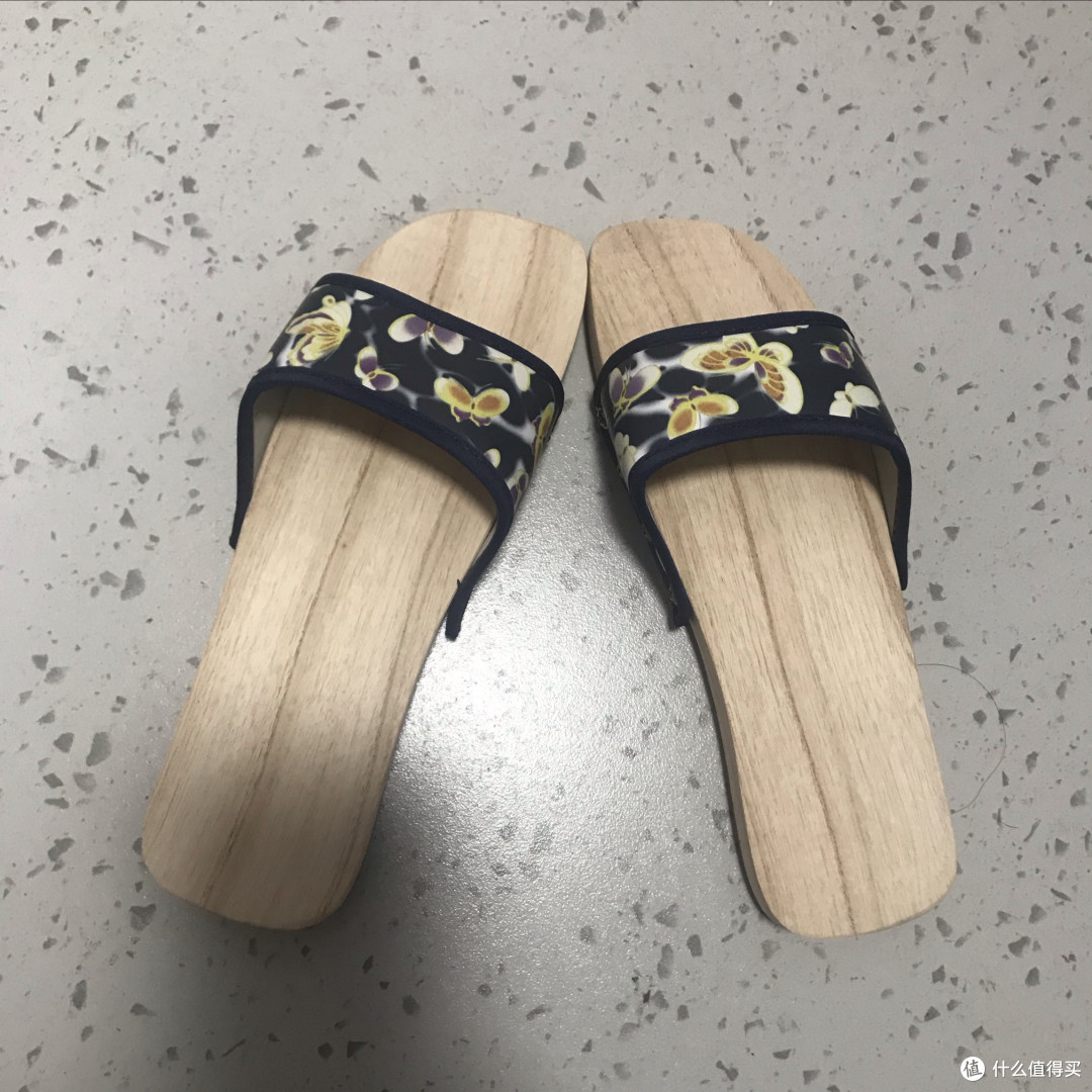 木质拖鞋:天然清凉又防臭