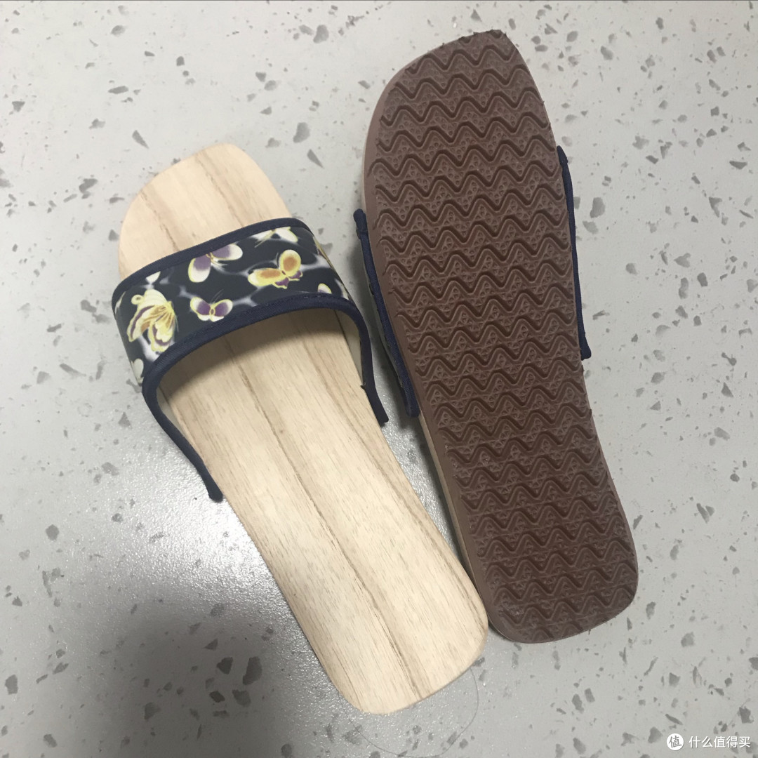 木质拖鞋:天然清凉又防臭