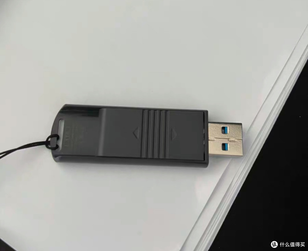 不足200！闪迪（SanDisk）256GB USB3.2 固态U盘CZ900 