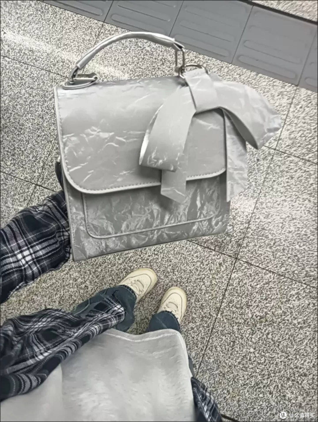在逃公主:高级清冷感蝴蝶结学院风单肩斜挎双肩包