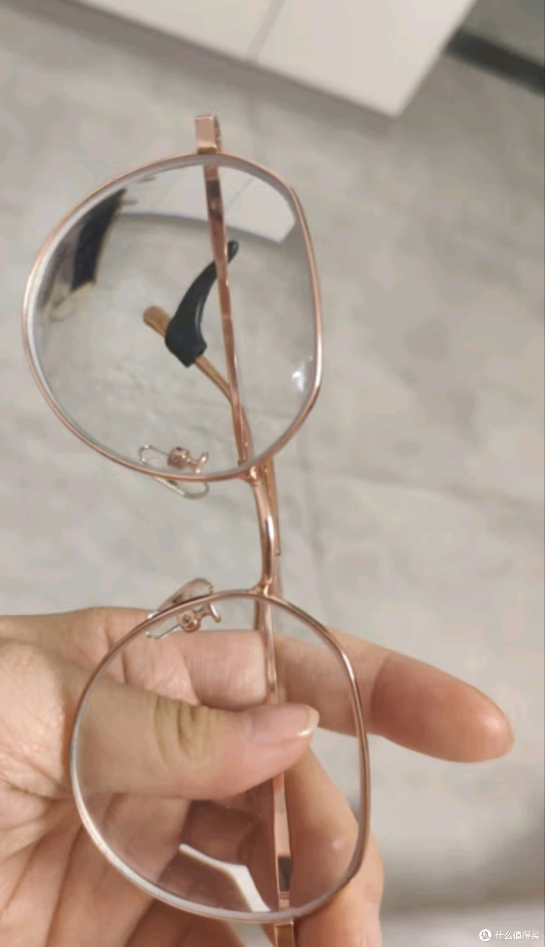 近视党必看!挖到一款神仙眼镜