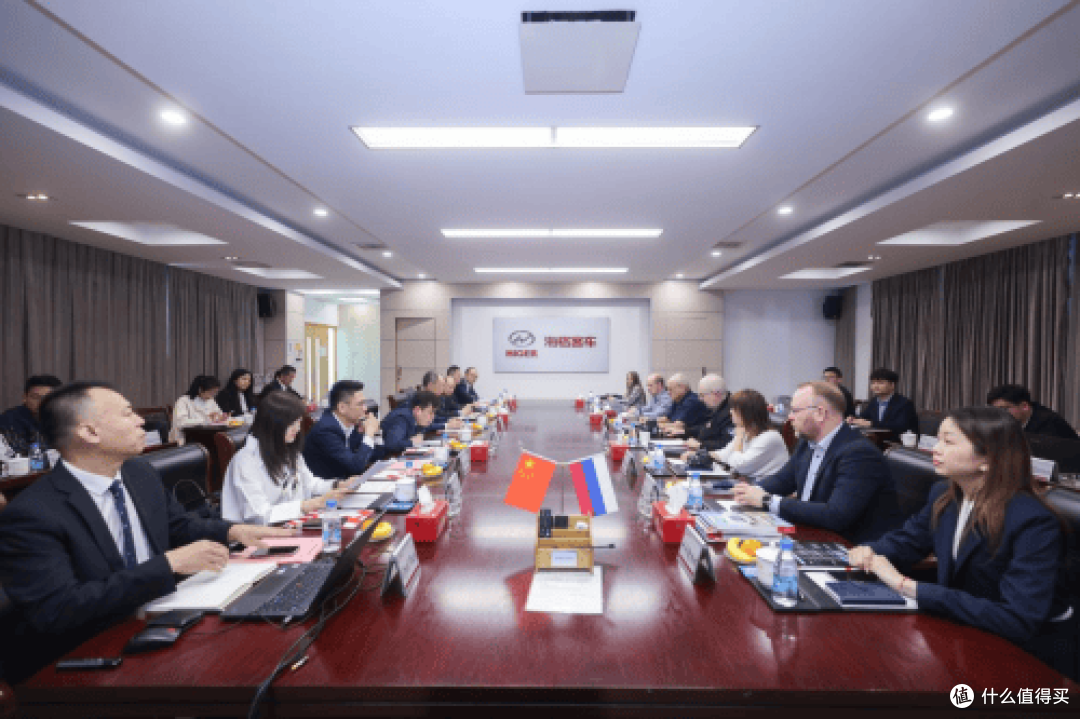 俄罗斯媒体眼中的苏州金龙新V系:高端客车新标杆