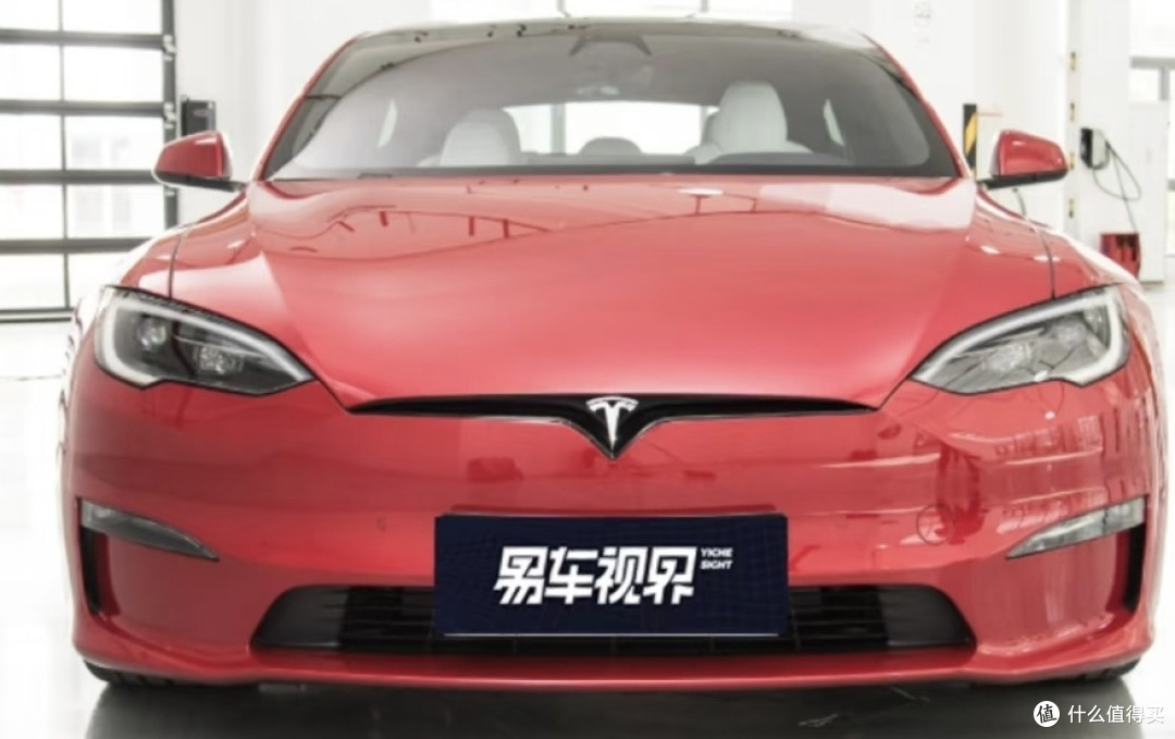 2025上海车展新车首发亮点全解析,特斯拉Model S Plaid性能展示
