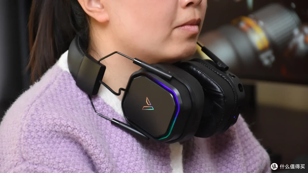 久戴不累的低音怪兽!雷柏VH850:双音腔设计+50mm单元沉浸感拉满