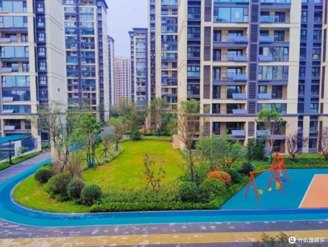 越秀·星汇城 抓住春天的滤镜，国企社区实景出片