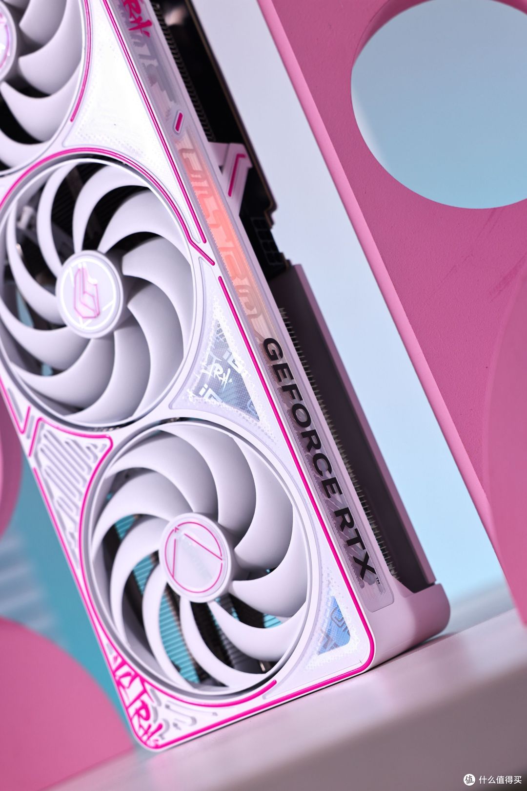 七彩虹iGame GeForce RTX 5060 Ti Ultra W OC 16GB首发评测