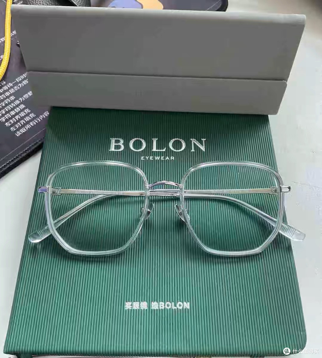 BOLON暴龙BH6012钛架眼镜:轻若无物,文艺百搭的日常伴侣