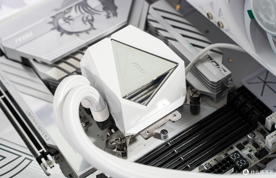 环肥燕瘦谁都爱,独家秘技微星MPG VELOX 300R AIRFLOW PZ机箱装机