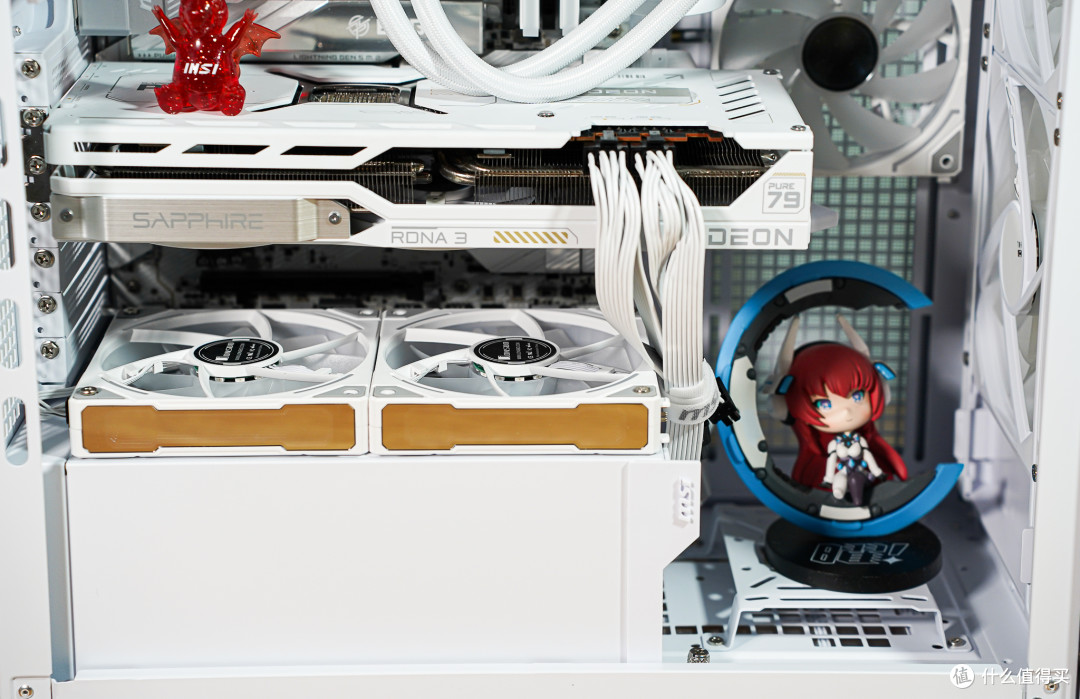 环肥燕瘦谁都爱,独家秘技微星MPG VELOX 300R AIRFLOW PZ机箱装机