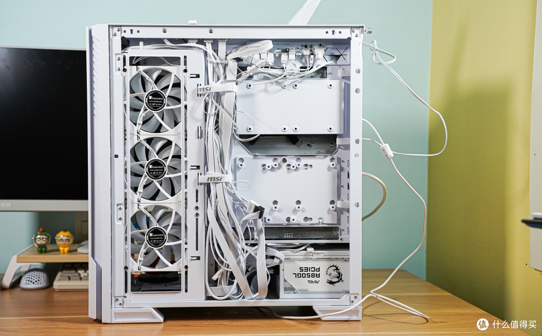 环肥燕瘦谁都爱,独家秘技微星MPG VELOX 300R AIRFLOW PZ机箱装机