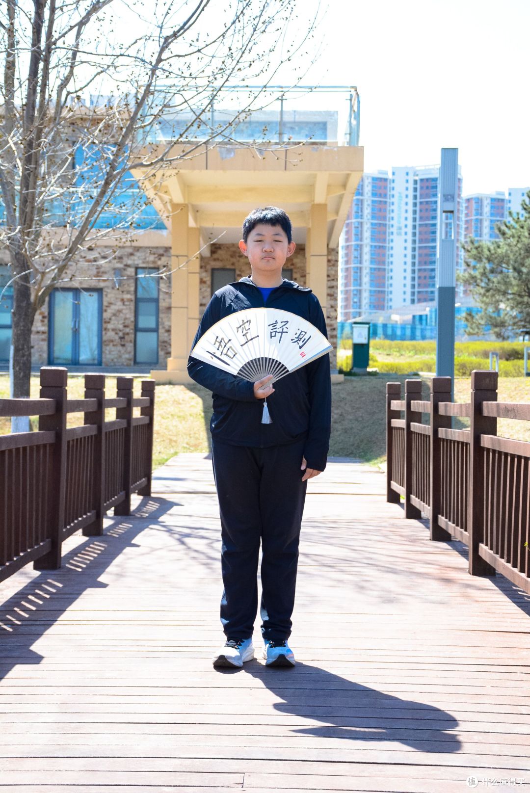 真正的男人减速带!圆了儿时的武侠梦:费戈问道钛合金折扇评测