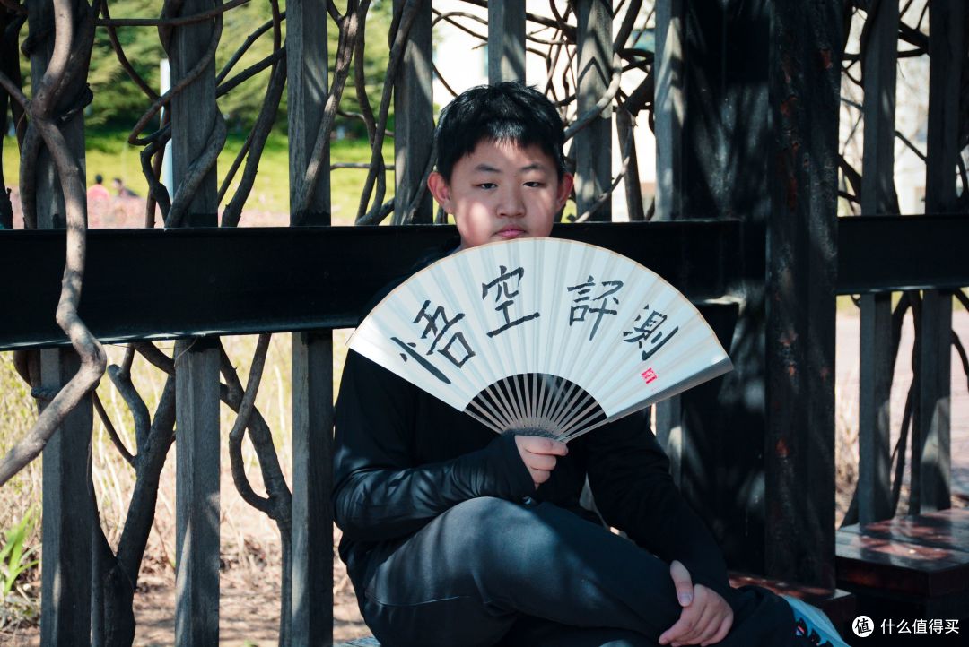 真正的男人减速带!圆了儿时的武侠梦:费戈问道钛合金折扇评测