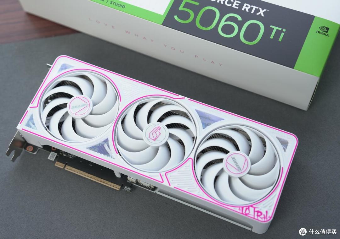 七彩虹iGame Ultra全家桶装机:热乎Ultra RTX 5060 Ti显卡首测