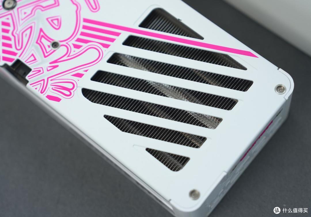 七彩虹iGame Ultra全家桶装机:热乎Ultra RTX 5060 Ti显卡首测