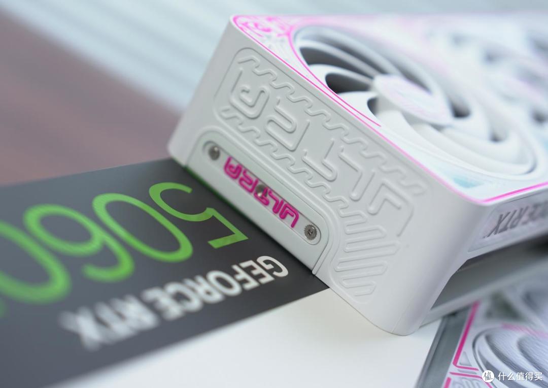 七彩虹iGame Ultra全家桶装机:热乎Ultra RTX 5060 Ti显卡首测
