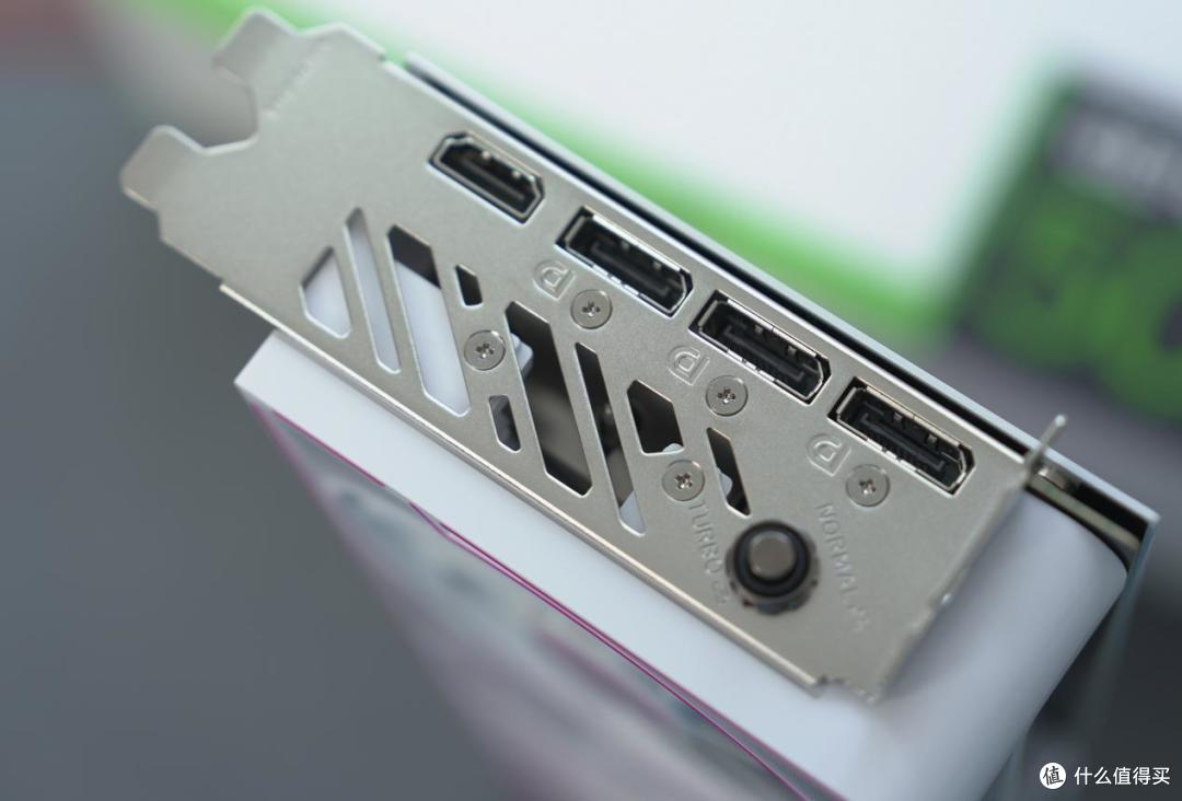 七彩虹iGame Ultra全家桶装机:热乎Ultra RTX 5060 Ti显卡首测