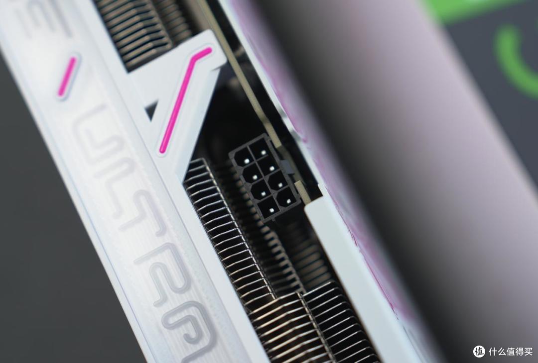 七彩虹iGame Ultra全家桶装机:热乎Ultra RTX 5060 Ti显卡首测