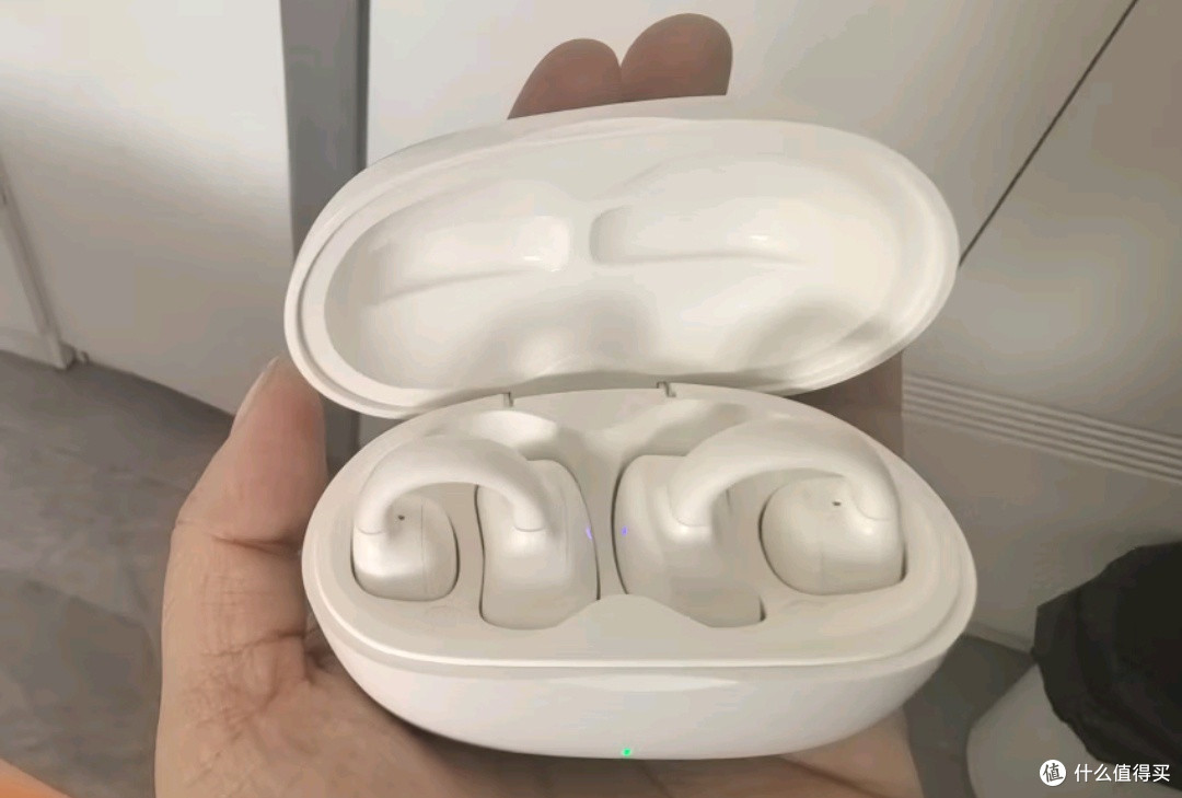 MICROKIA耳夹式耳机:百元数码好物新宠