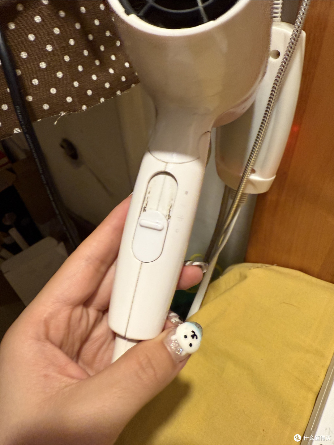 飞利浦吹风机:颜值与性能兼具