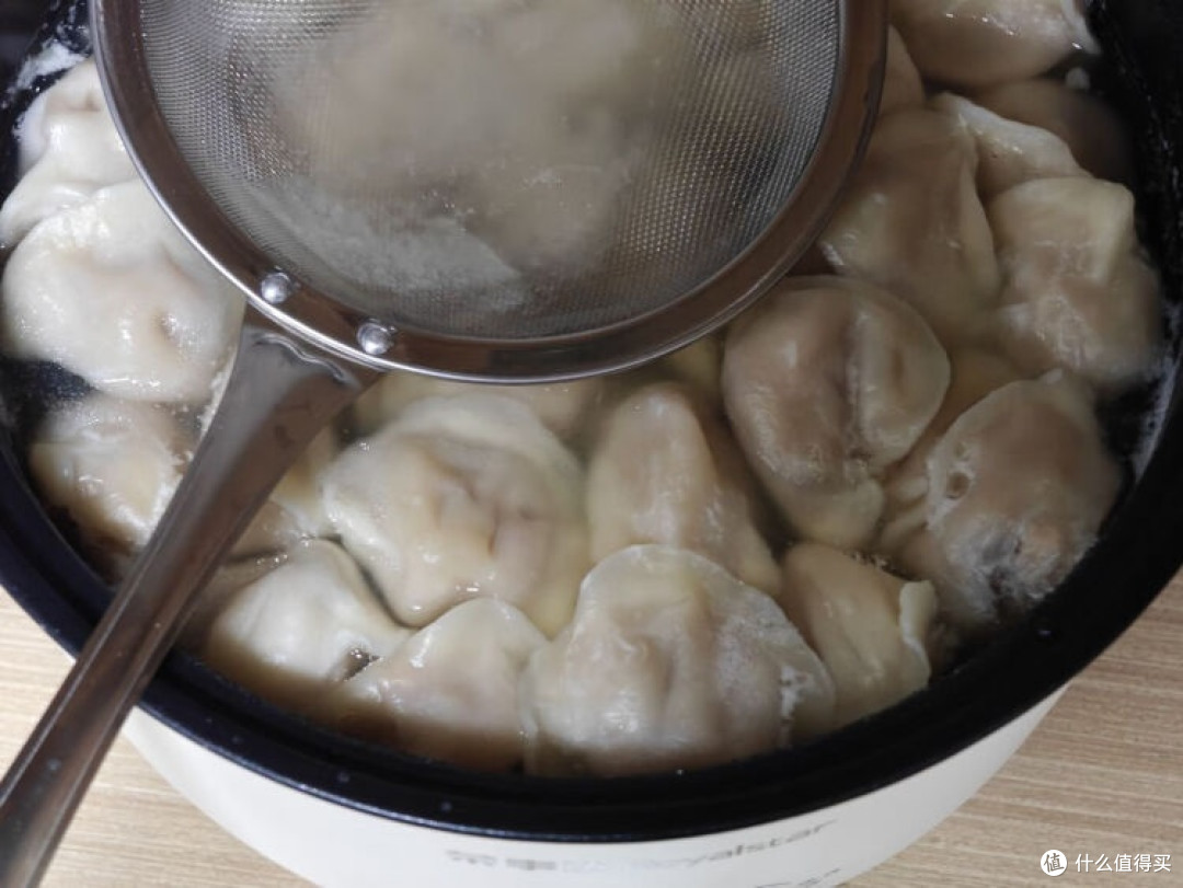 三全灌汤水饺（猪肉韭菜馅）：速冻美食中的温情之选