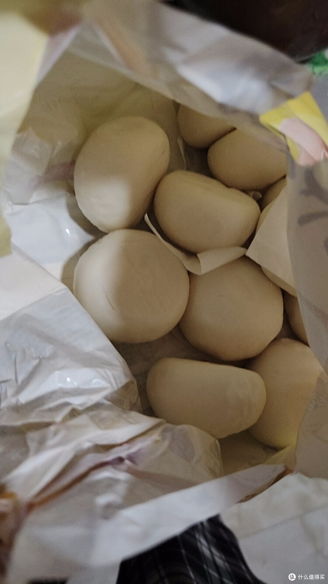 蛋黄包：传统点心的现代演绎
