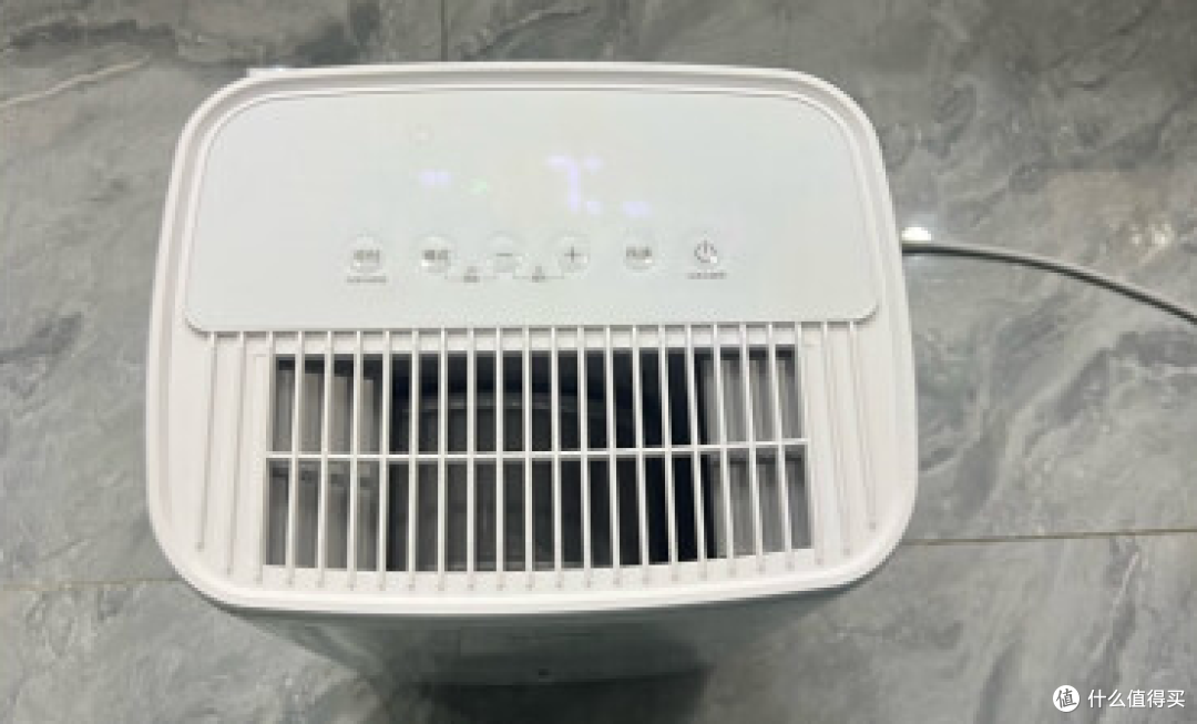 美的(Midea)小方物除湿机CF12BD/N7-DO1:小空间除湿神器