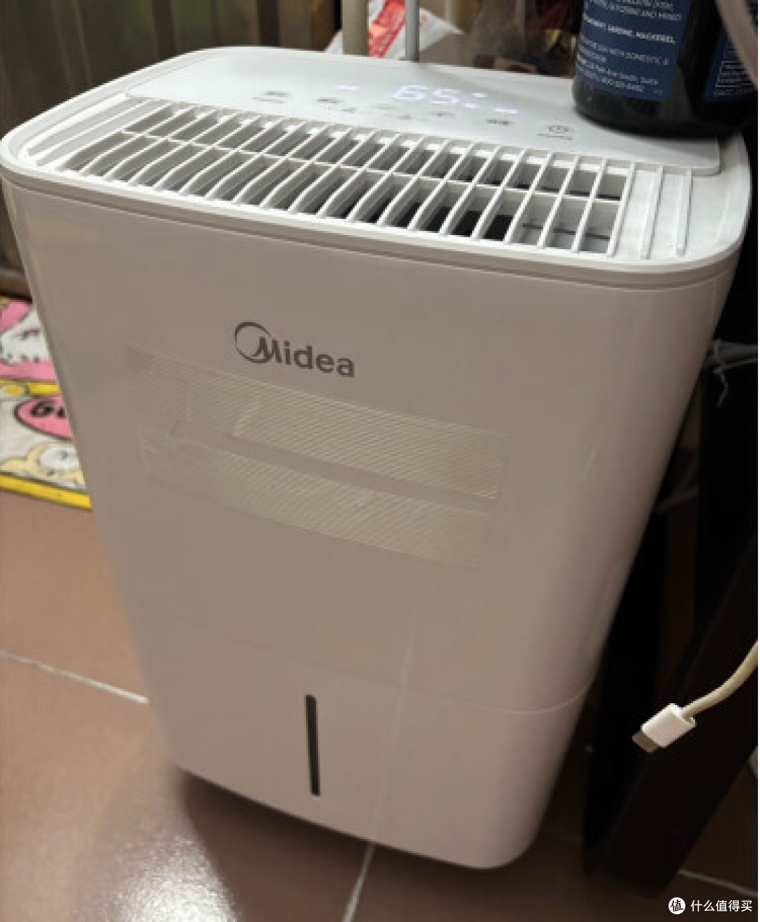 美的(Midea)小方物除湿机CF12BD/N7-DO1:小空间除湿神器