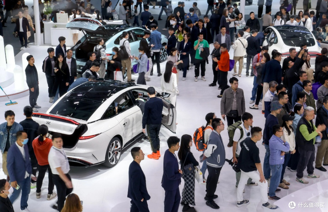 2025上海车展科技剧透:这些黑科技能让打工人少加班吗?