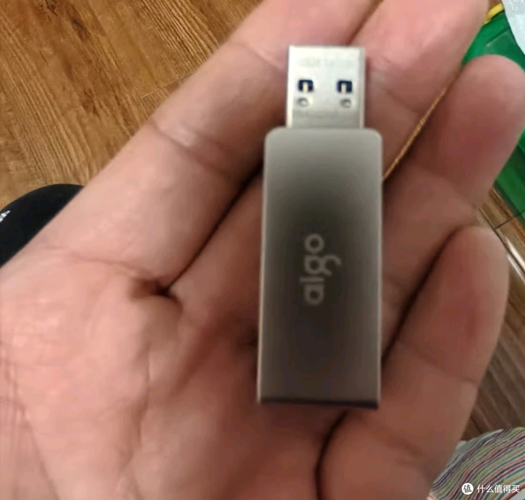 这个迷你U盘让我扔掉了所有旧货!爱国者64GB实测