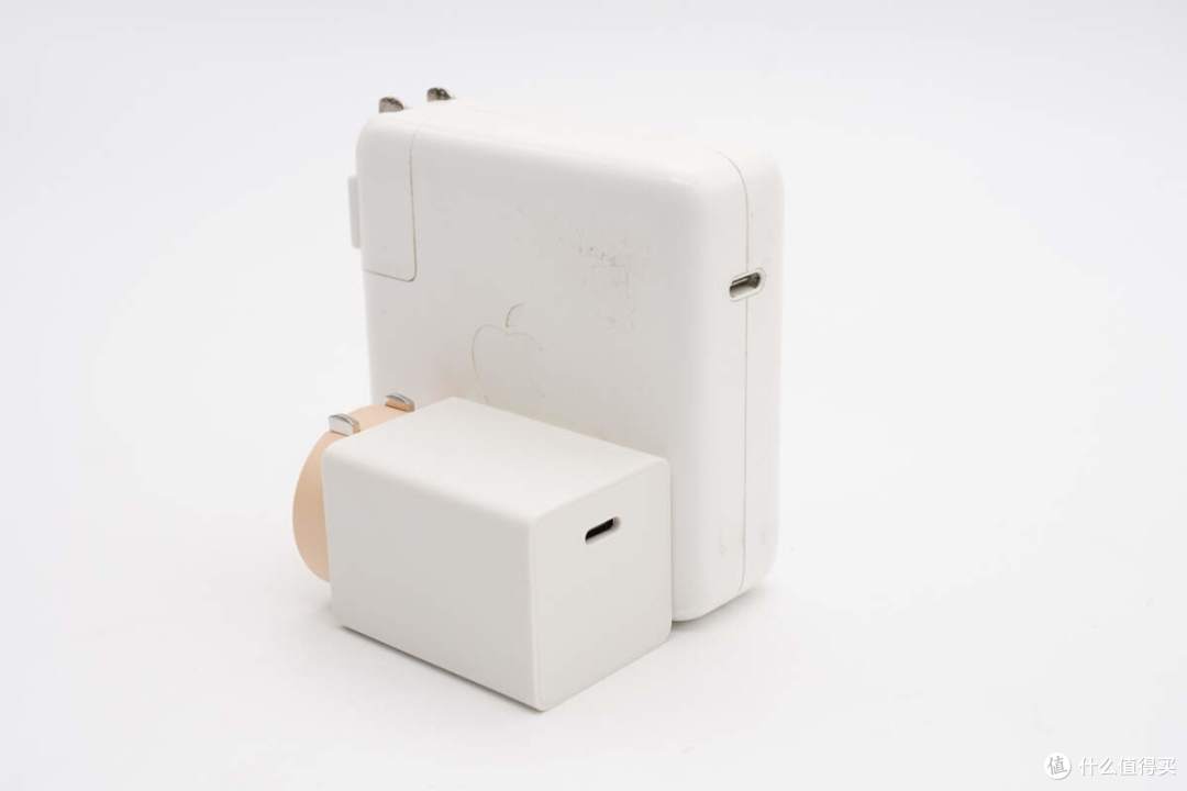 拆解报告：OPPO 100W小方瓶超级闪充氮化镓充电器OSA00CB9AC