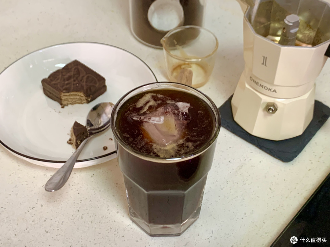 咖啡豆涨幅超黄金!自己做VS外卖咖啡:谁扛得住豆价“狂飙”?