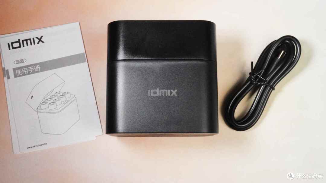 高效可靠之选 - IDMIX 5号充电锂离子电池套装