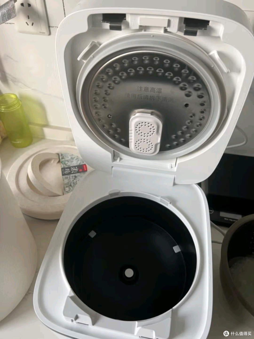 米家小米电饭煲P1:0氟涂层钛内胆,智能IH加热,健康烹饪新选择