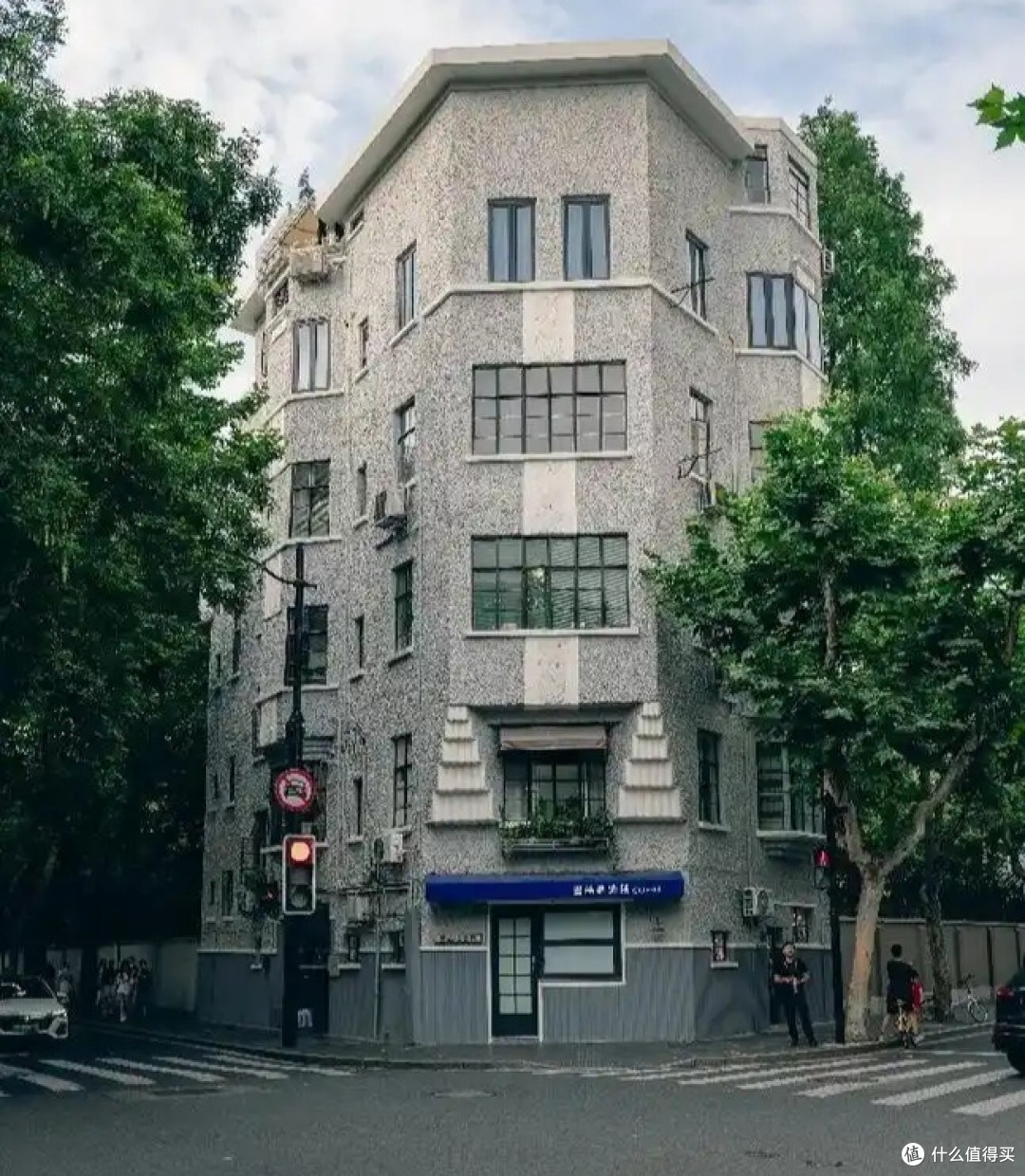 城市微旅行新发现，上海武康路历史建筑漫步