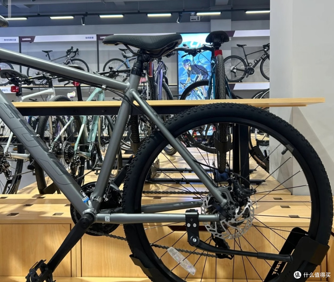 捷安特ATX660骑行实测:入门级山地车的实用之选