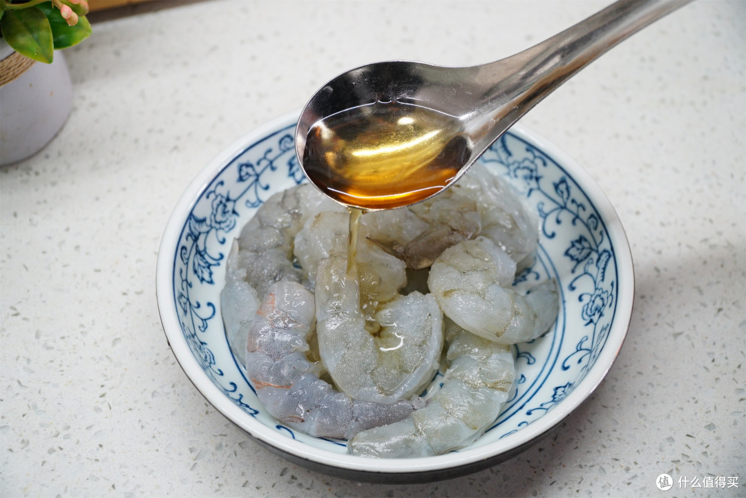 明日谷雨,天热湿气大,牢记:吃1肉,尝2菜,品3茶,准备入夏