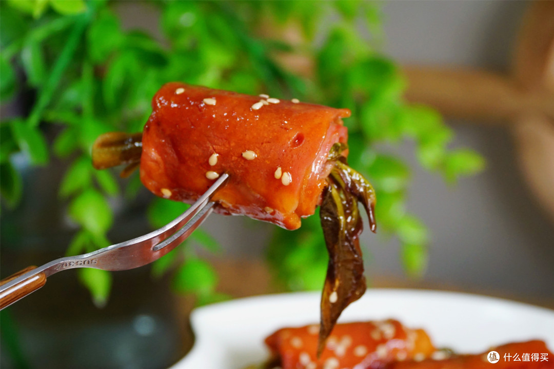 明日谷雨,天热湿气大,牢记:吃1肉,尝2菜,品3茶,准备入夏