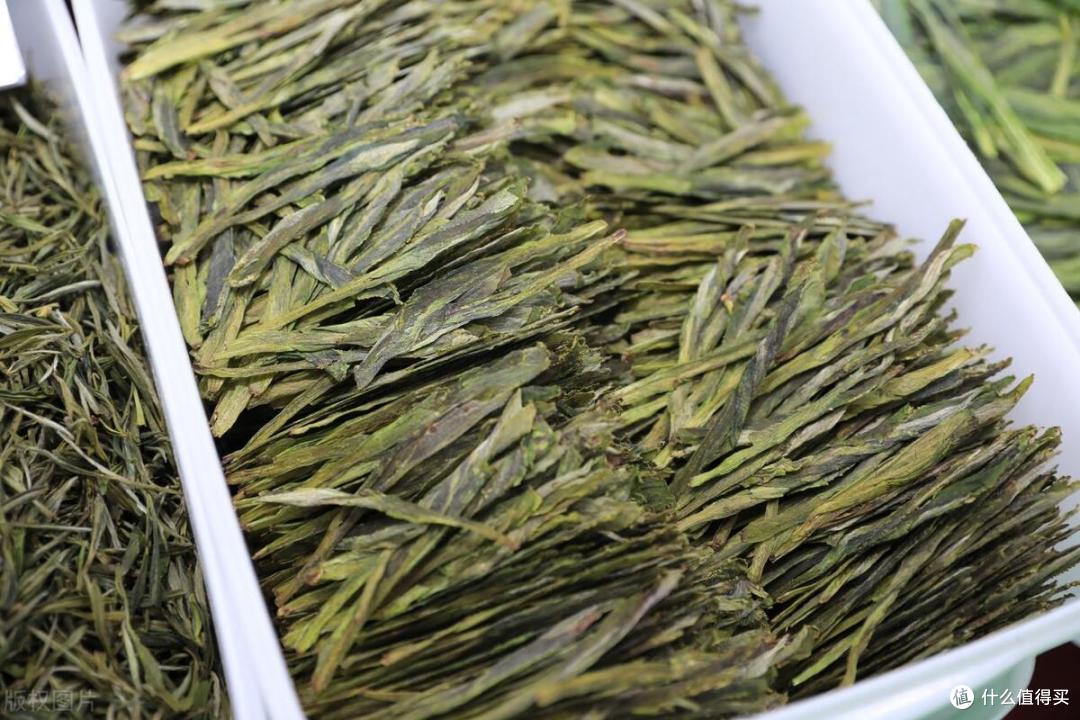 明日谷雨,天热湿气大,牢记:吃1肉,尝2菜,品3茶,准备入夏