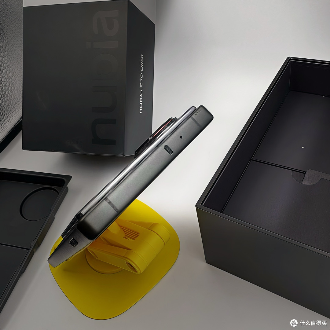 顶配24GB+1TB，6150mAh+IP69+屏下镜头，顶级全面屏旗舰跌至新低