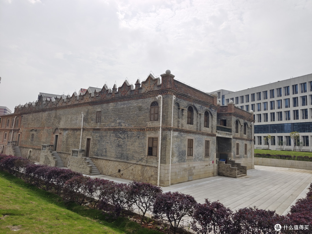 带你逛逛刚成立的福耀科技大学