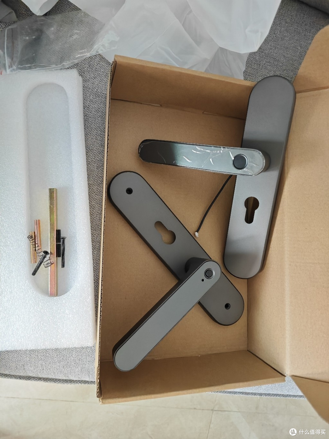 包装加主体，拿别人的，我自己的忘拍了