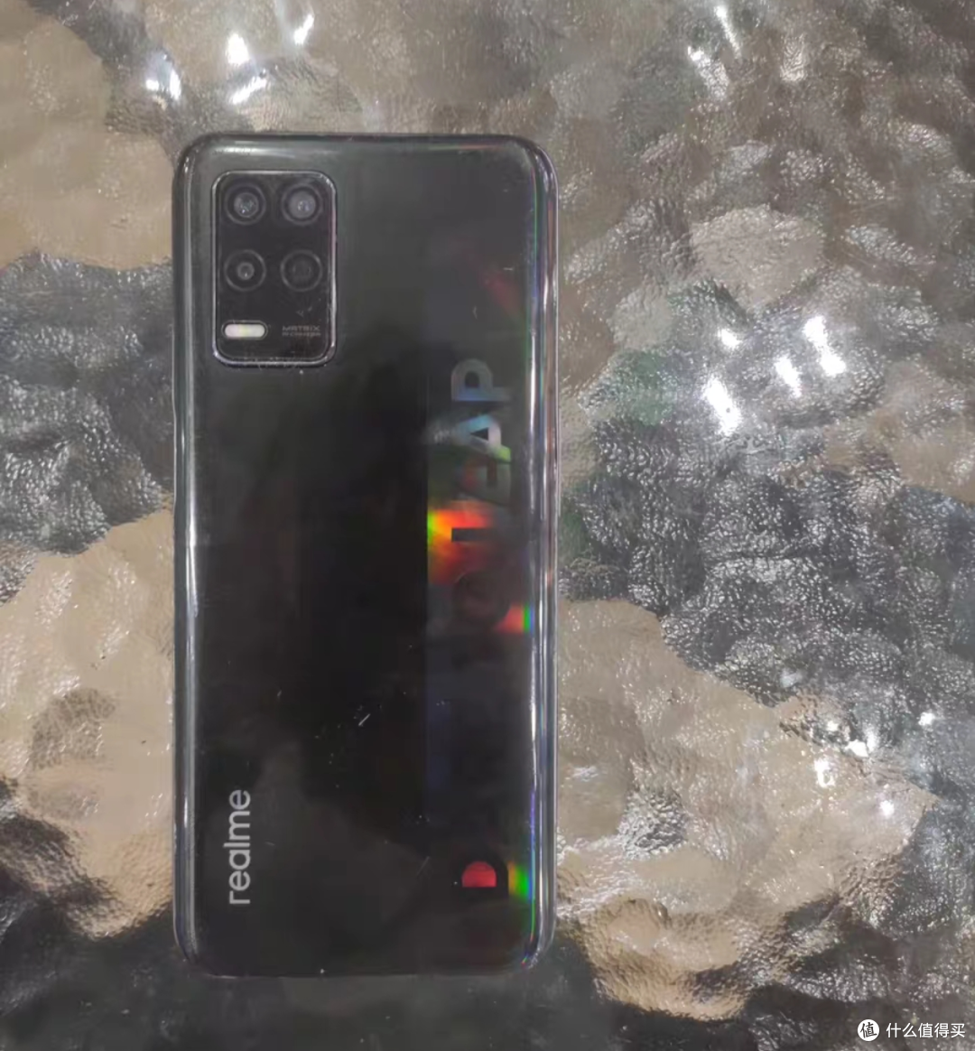 当年5G千元机皇仅300元,120hz+LCD屏,性能天花板