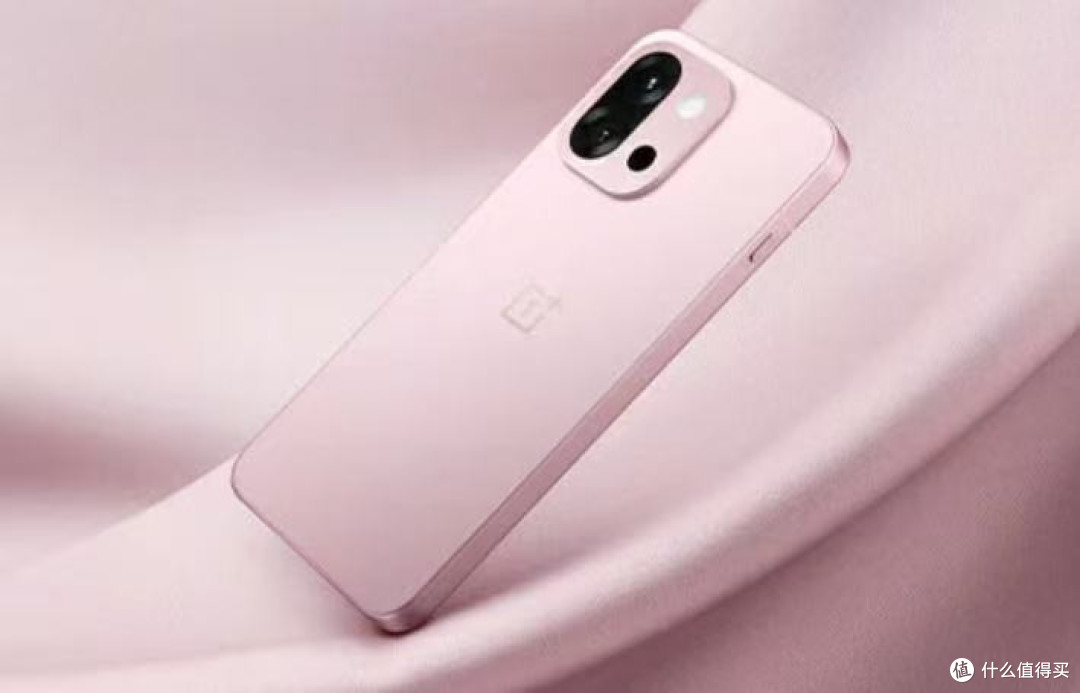 OPPO拳打小米,脚踢三星,小屏旗舰也配6200mAh